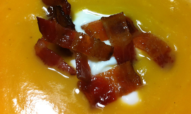 http://knockoutkitchen.com/images/roasted-pumpkin-soup-candied-bacon-close-up.jpg
